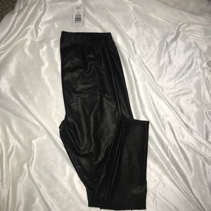 Faux leather leggings
